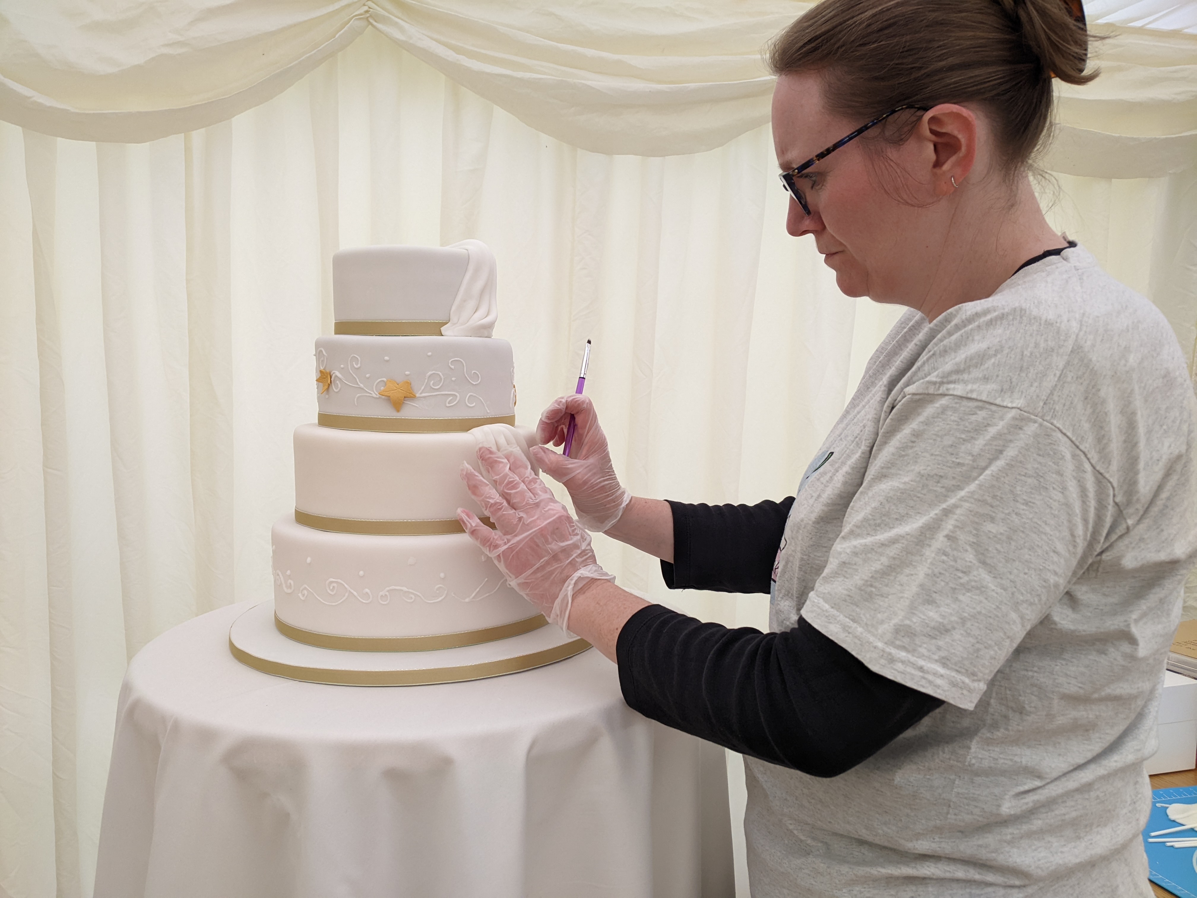 Portrait of Em, the baker and owner of Emmm's Cakes